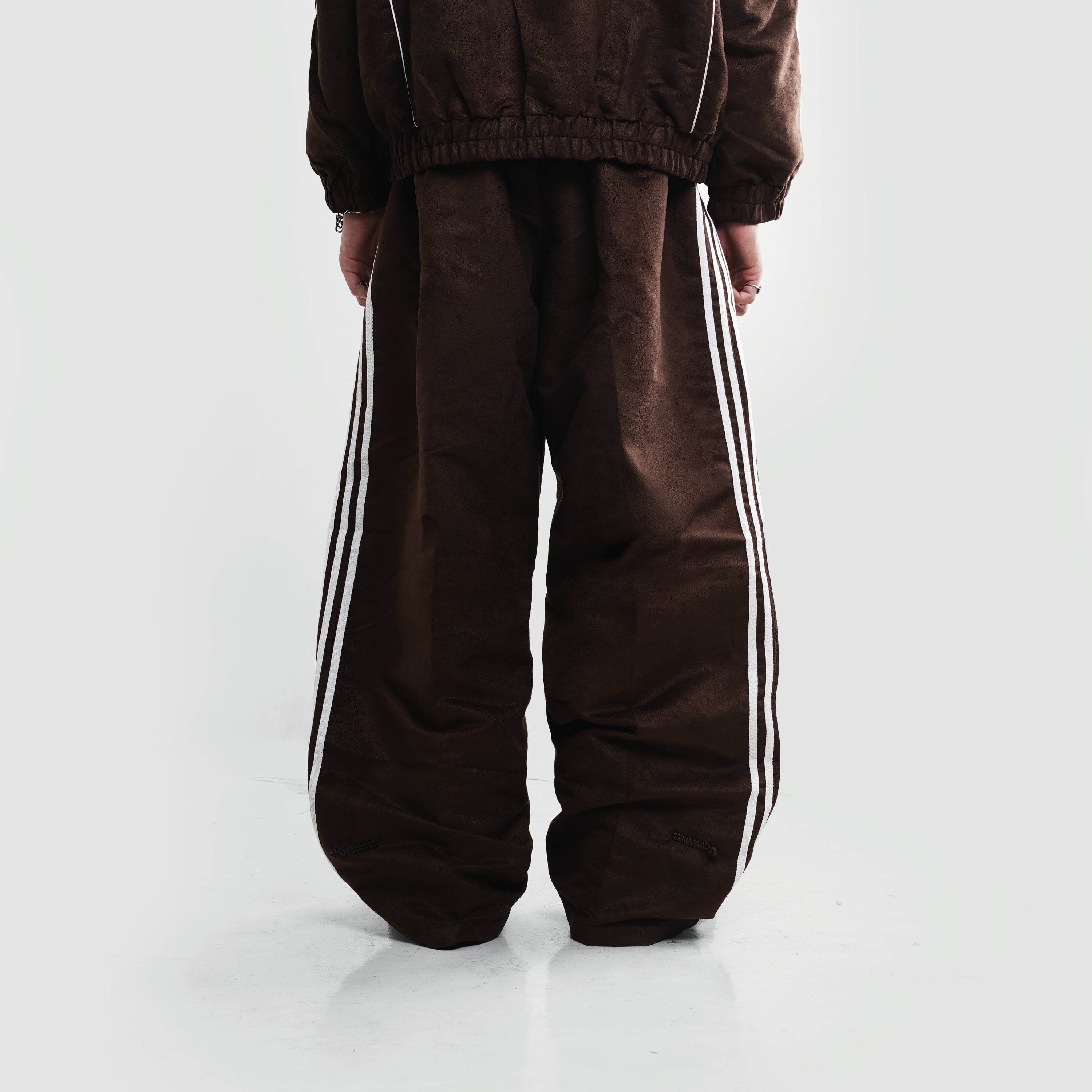 TAGGED - Mandarin Trackpants - Chocolate